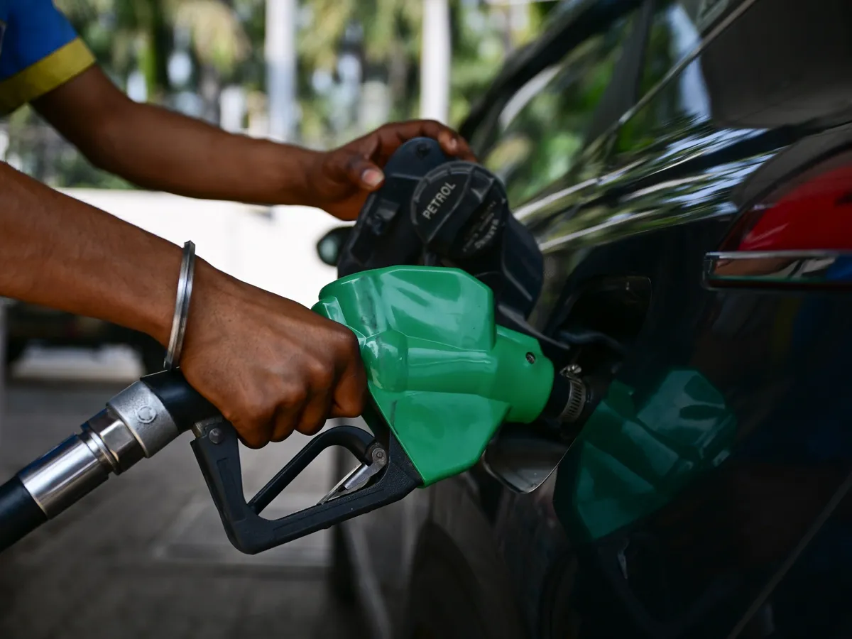 Petrol Prices Surge in Pakistan Amid Geopolitical Tensions
