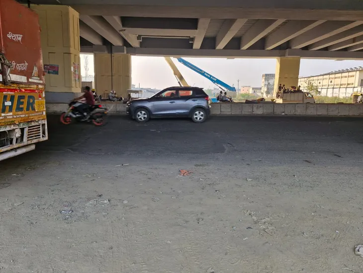 Weather Meerut: Dense Fog Disrupts Travel in Uttar Pradesh