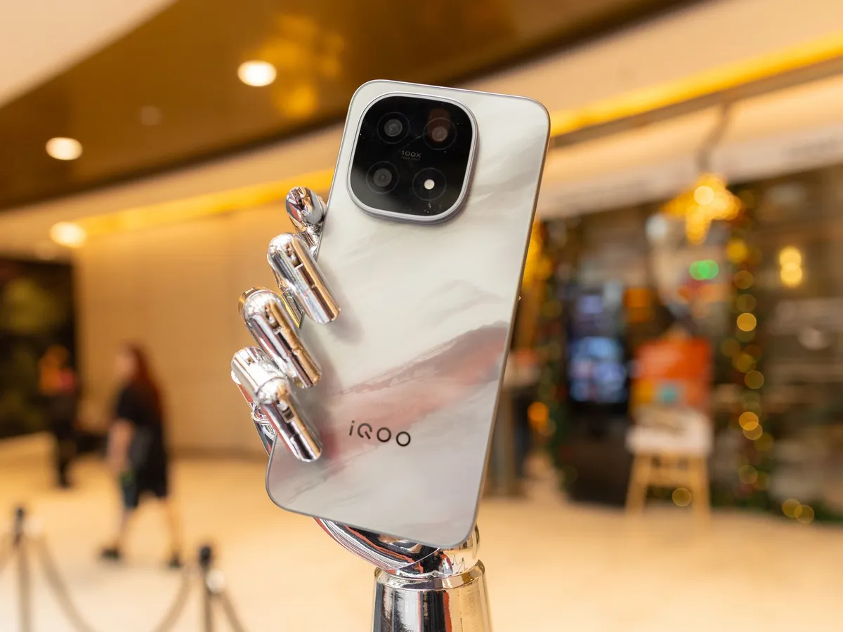 IQOO 15 Apex Edition Launches in India with Impressive Features