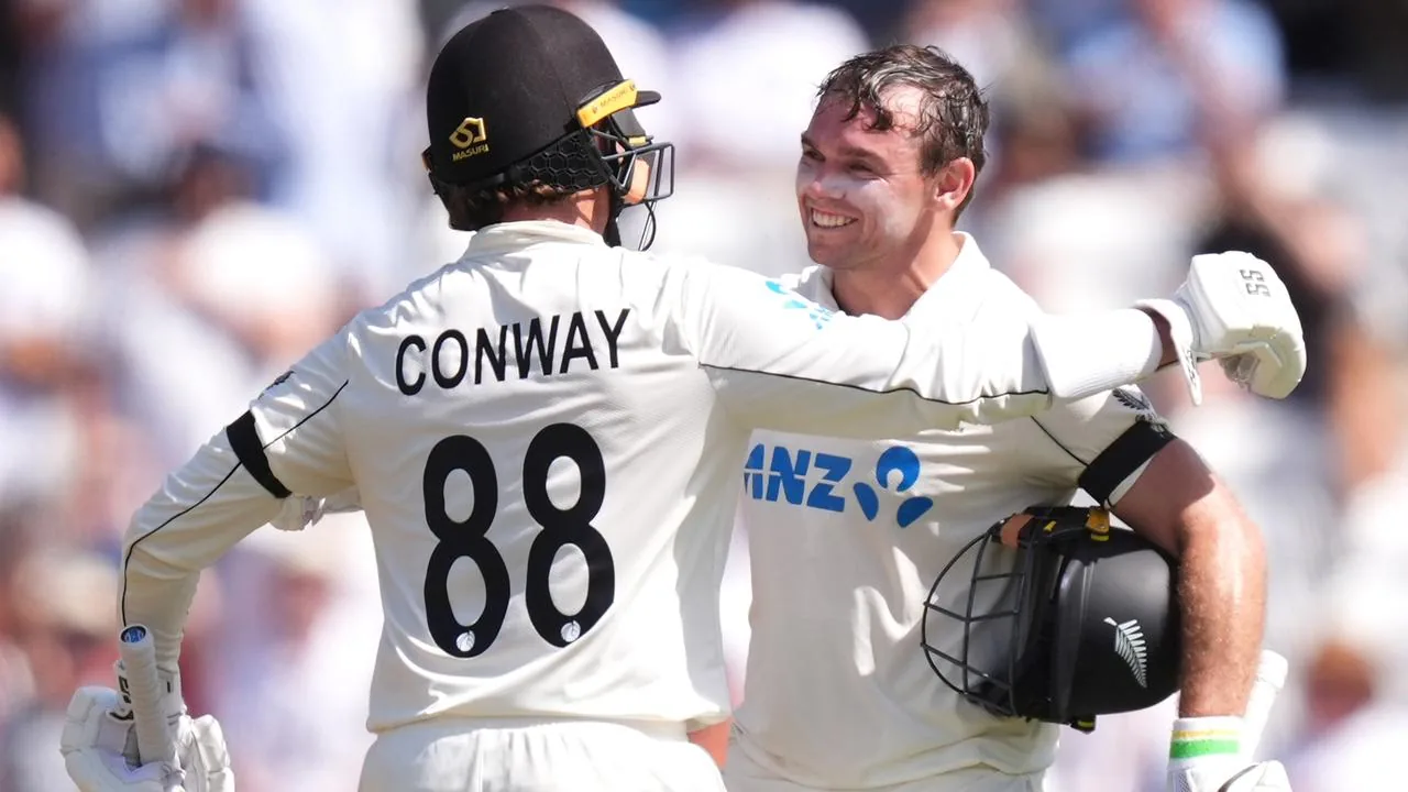 Trent Bridge: New Zealand’s record opening stand broken by late England fightback