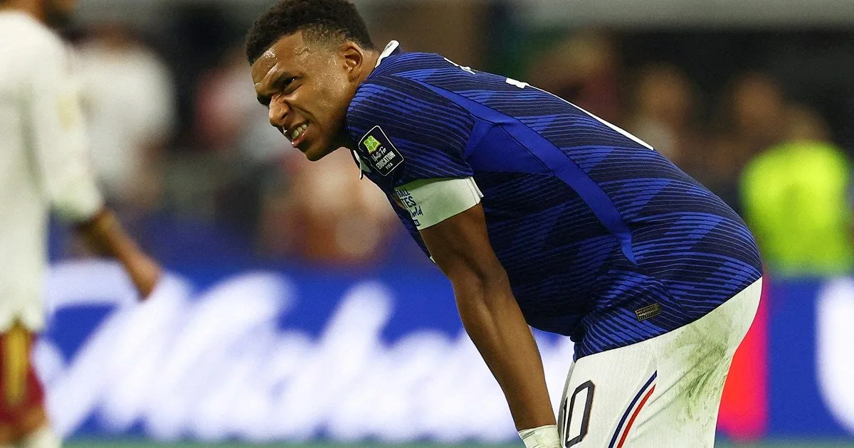 FIFA defends semifinal referee after France’s Deschamps questions officiating