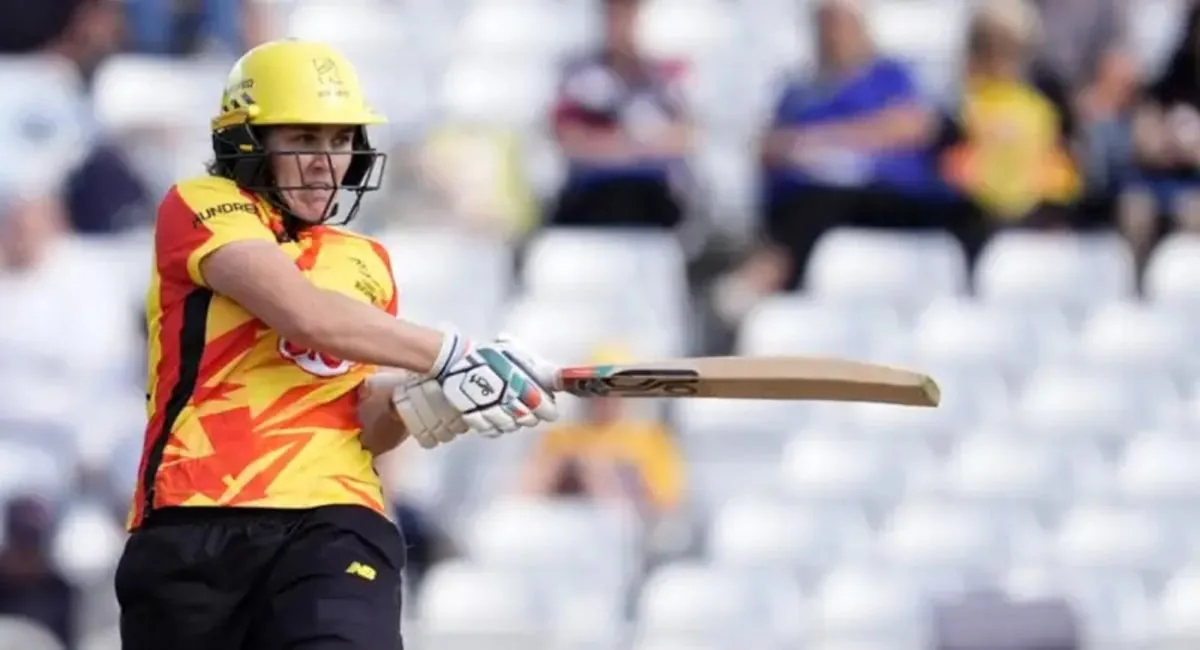 Trent Rockets women secure qualification with win over Birmingham Phoenix